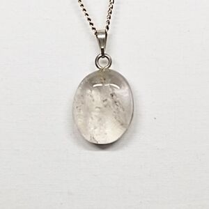 Chic Silver Pendant Necklace